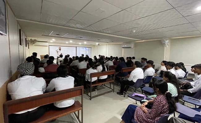 classroom-3-classroom-37