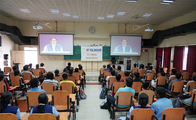 1-0003-layer-2-classroom-115