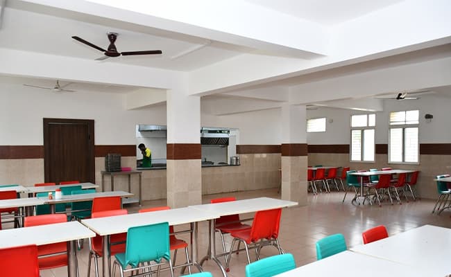 3-0006-cafe-cafeteria