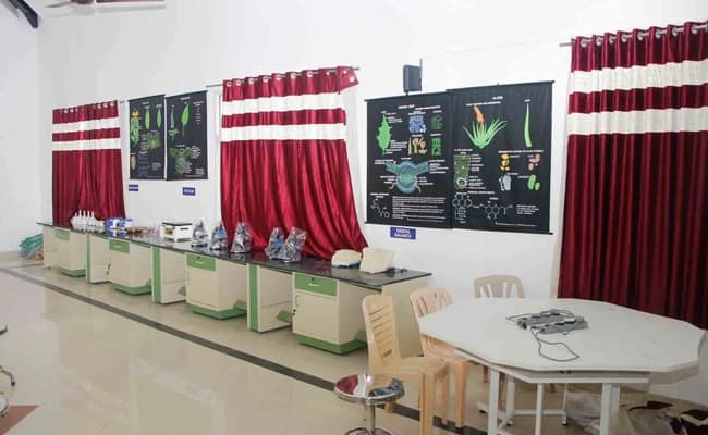 KL University, Guntur Labs 2.webp