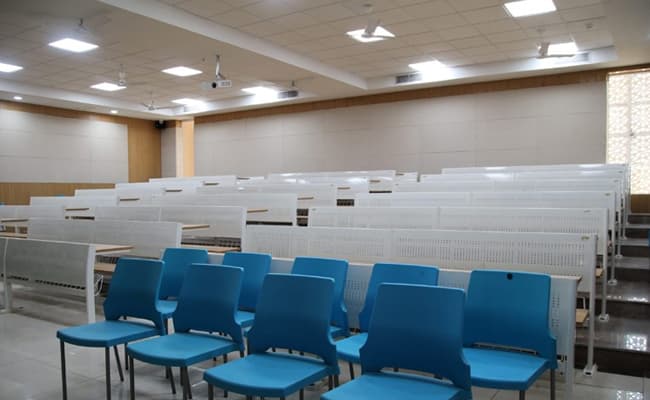gallery-0000-class5-classroom-26