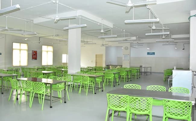 cafeteria-1-cafeteria-17