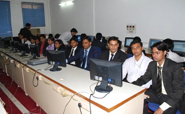 IPM, Lucknow Labs 1.webp