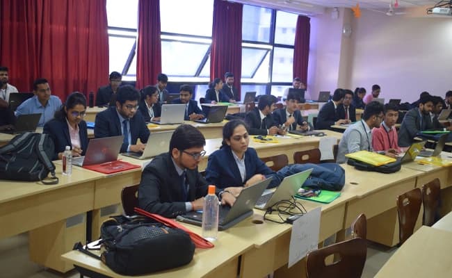 SIBM, Bangalore Classroom 2.webp