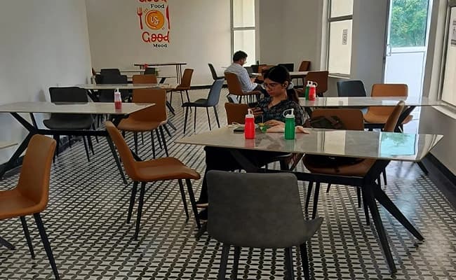 IITM, Bahadurgarh Cafe 2.webp