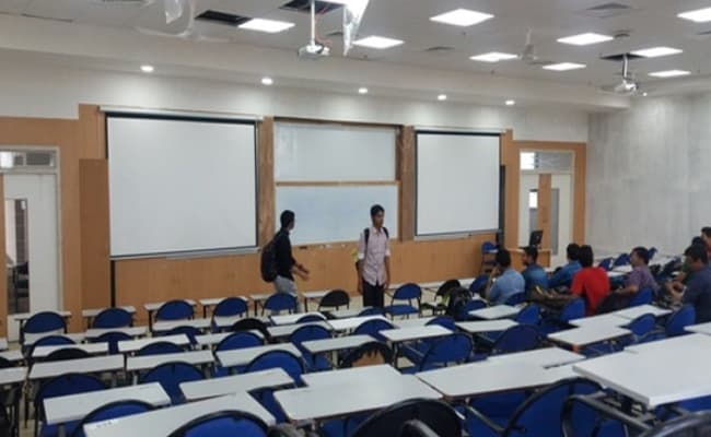 gallery-0001-class5-classroom
