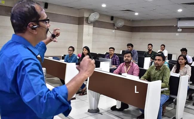 DMI, Patna Classroom 5.webp