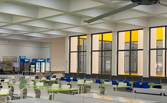 1-cafeteria-4