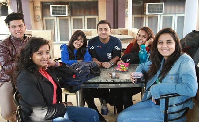 cafeteria-5-cafeteria-6