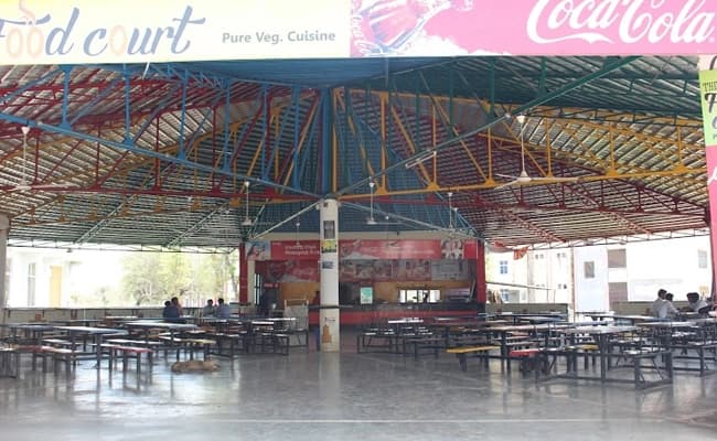 cafeteria-2-cafeteria-23