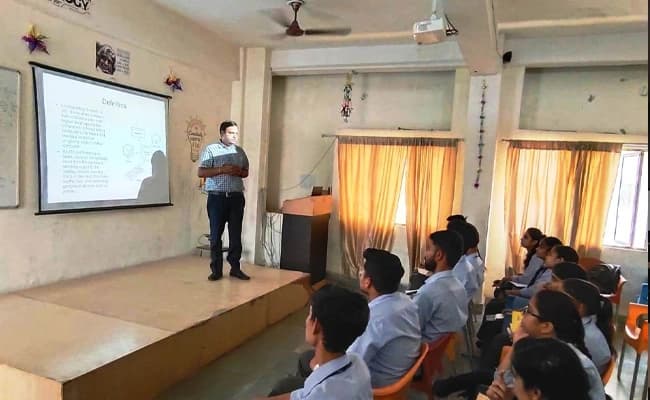 classroom-4-classroom-10