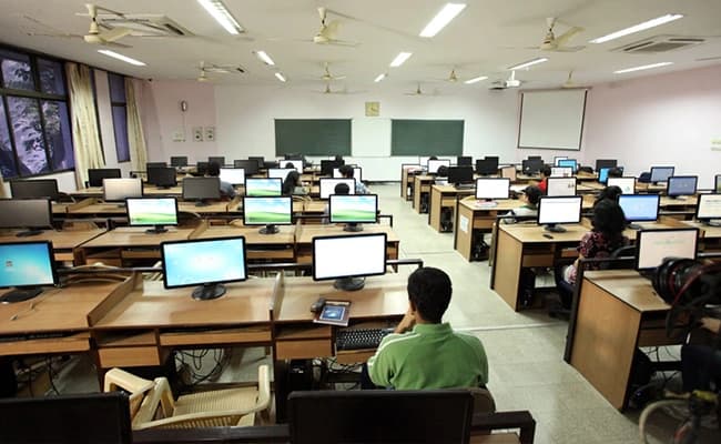 XLRI, Gurgaon Labs 2.webp