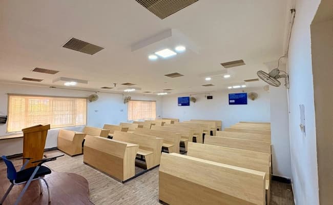 VVISM, Hyderabad Classroom 2.webp