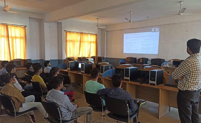 rps-degree-college-3-classroom