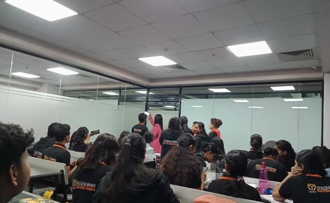 IAER, Kolkata Classroom 2.webp