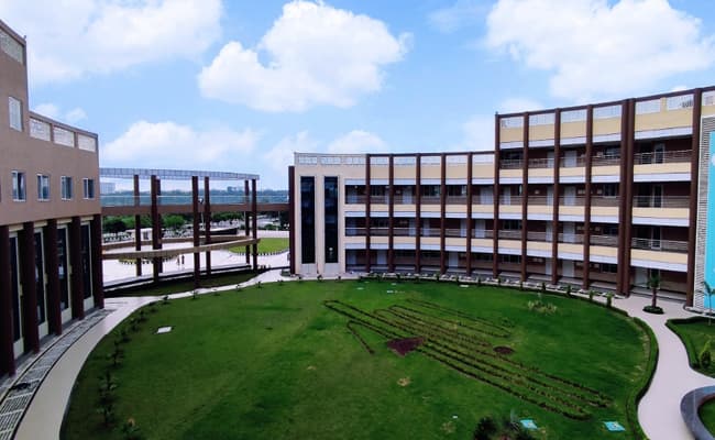 national-institute-of-fashion-technology-nift-panchkula-infrastructure-0004-layer-1-infrastructure