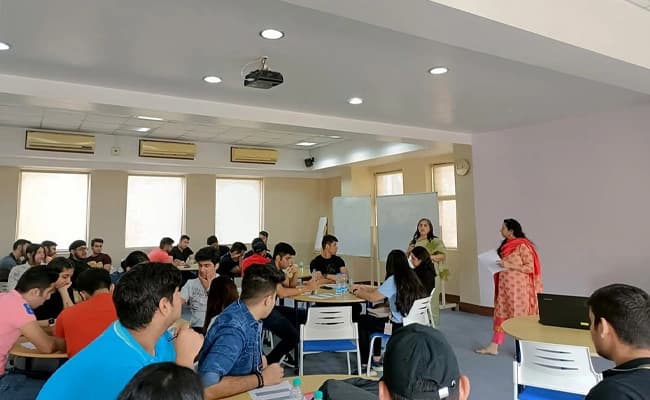 classroom-1-classroom-25