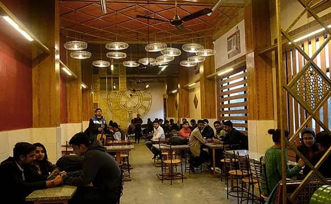 cafeteria-2-cafeteria-25