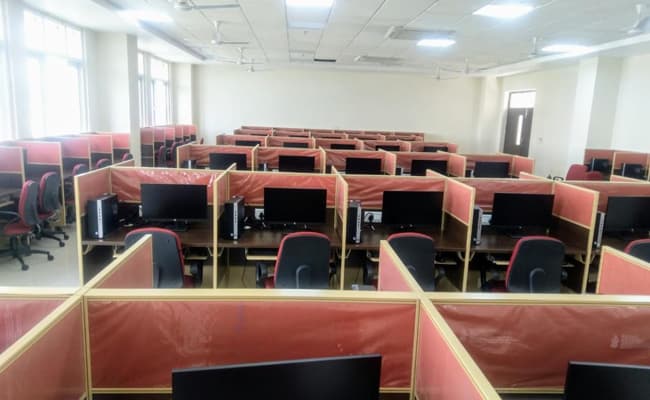 gallery-0003-class3-classroom