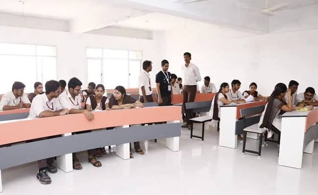 VVIT University, Guntur Classroom 3.webp
