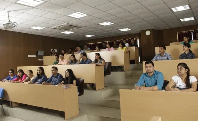CIMP, Patna Classroom 3.webp