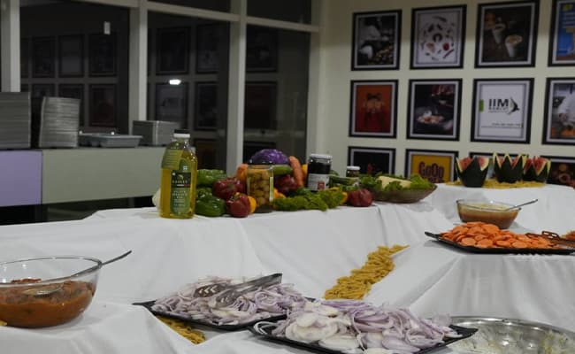 gallery-0011-cafeteria4-cafeteria-40