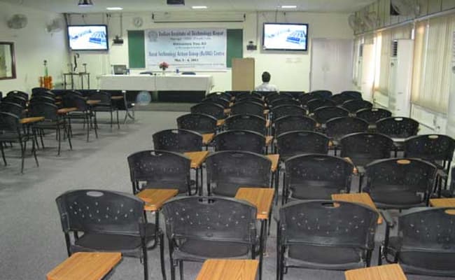 1-0004-layer-1-classroom-112