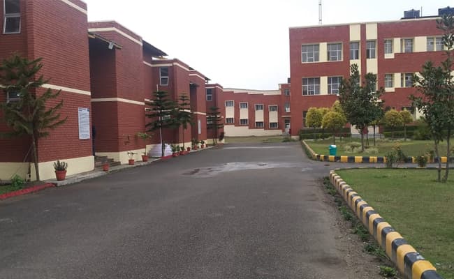 himgiri-zee-university-hzu-0000-layer-5-infrastructure