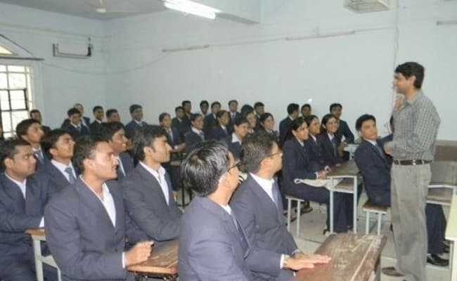 1-0002-layer-3-classroom-21
