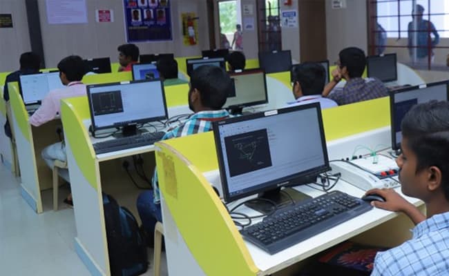 1-0002-layer-3-classroom-146