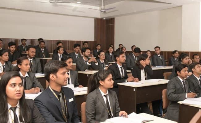 GNIOT, Greater Noida Classroom 1.webp