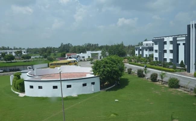 SRMS IBS, Lucknow Infra 3.webp