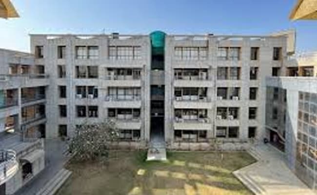 national-institute-of-fashion-technology-nift-gandhinagar-infrastructure-0001-layer-4-infrastructure