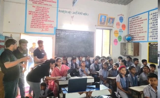DMTIMS, Navi Mumbai Classroom 1.webp