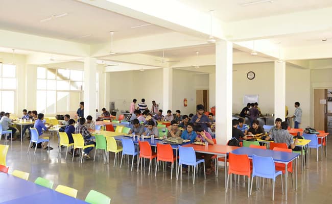 gallery-0006-cafeteria5-cafeteria
