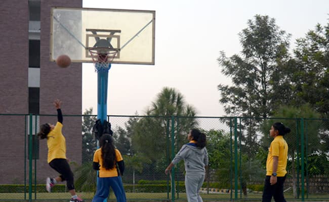 shivalik-college-of-engineering-sce-0009-ground1-ground