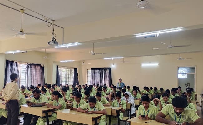 father-muller-college-of-pharmaceutical-sciences-classroom-0000-layer-8-classroom