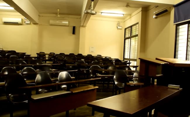 national-law-university-nlu-jodhpur-classroom-0002-layer-3-classroom