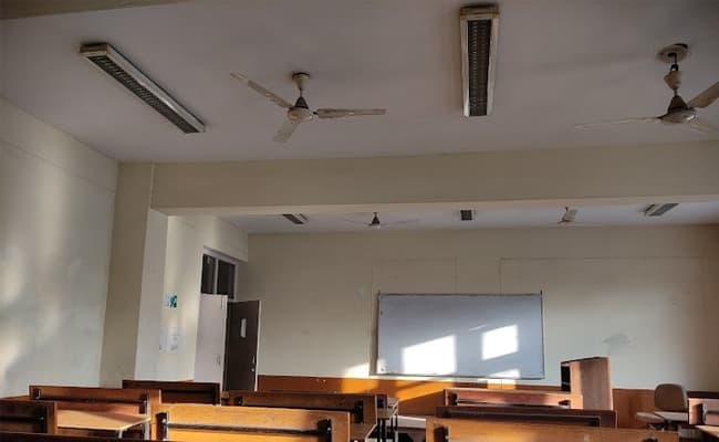 1-0002-layer-3-classroom-202