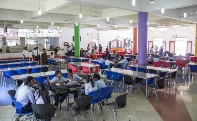 cafeteria-3-cafeteria-30