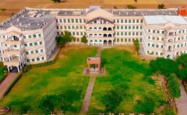 dronacharya-college-of-engineering-dce-0022-infra-infrastructure