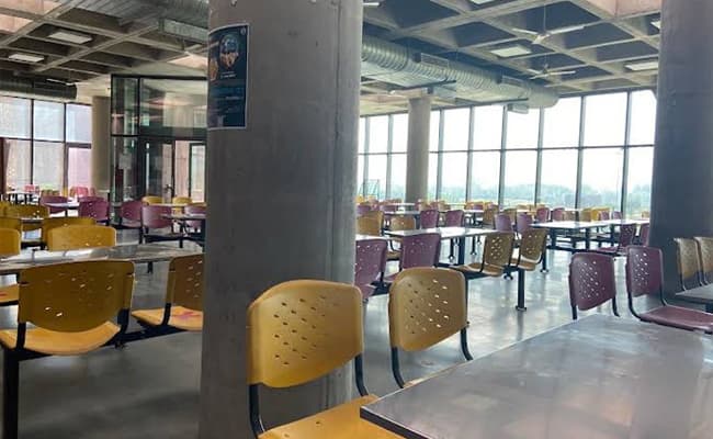 cafe-3-cafeteria