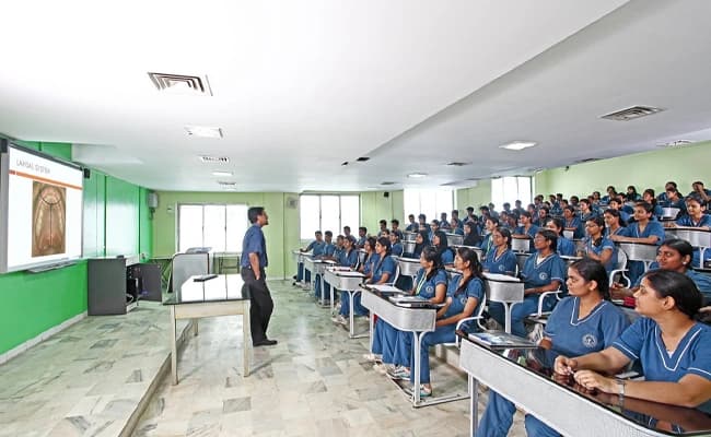 SIMATS, Chennai Classroom 1.webp