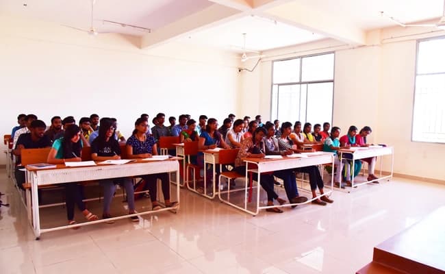 GCEM, Bangalore Classroom 1.webp