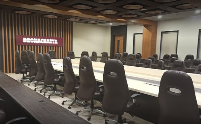 dronacharya-group-of-institutions-dgi-0005-class-classroom
