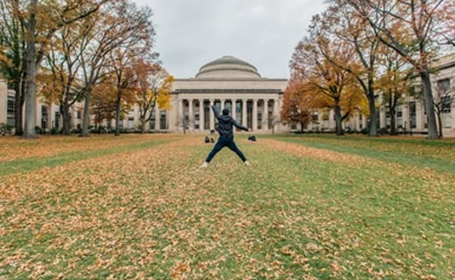 massachusetts-institute-of-technology-cambridge-ground-court-0003-layer-30-ground