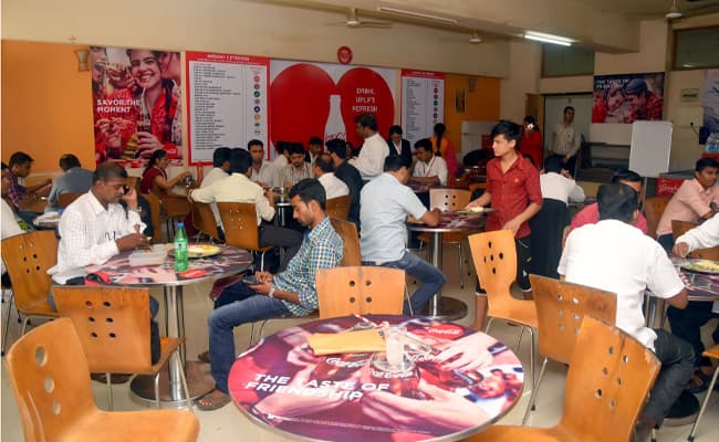 6-0003-cafeteria-cafeteria