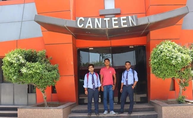 cafeteria-cafeteria