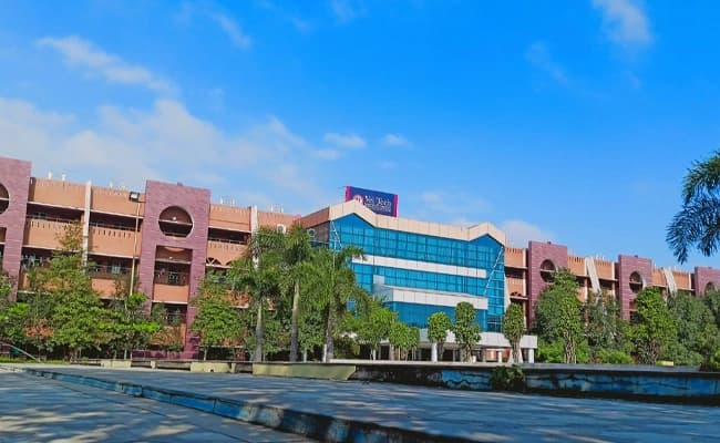 VelTech University, Chennai Infra 3.webp