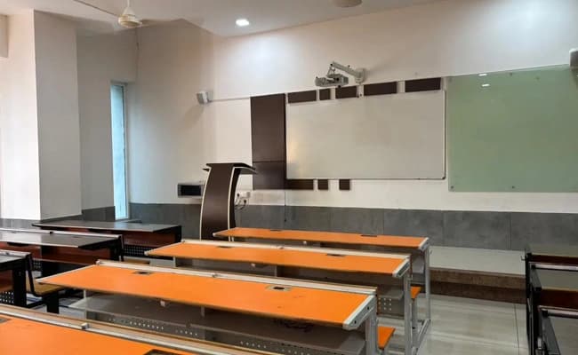 KL University, Guntur Classroom 4.webp